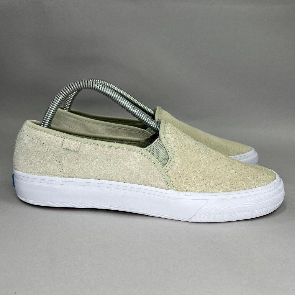 Keds Women's Size 9‎ Double Decker Perforated Suede Sneakers